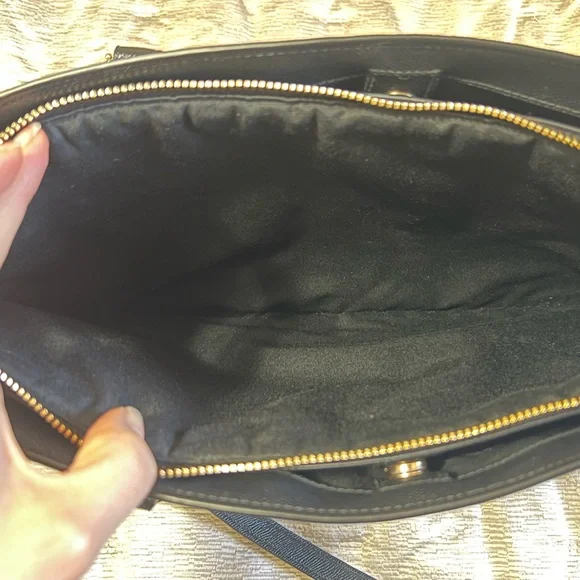 Coach Addison Tote - black crossgrain leather - Picture 10 of 16